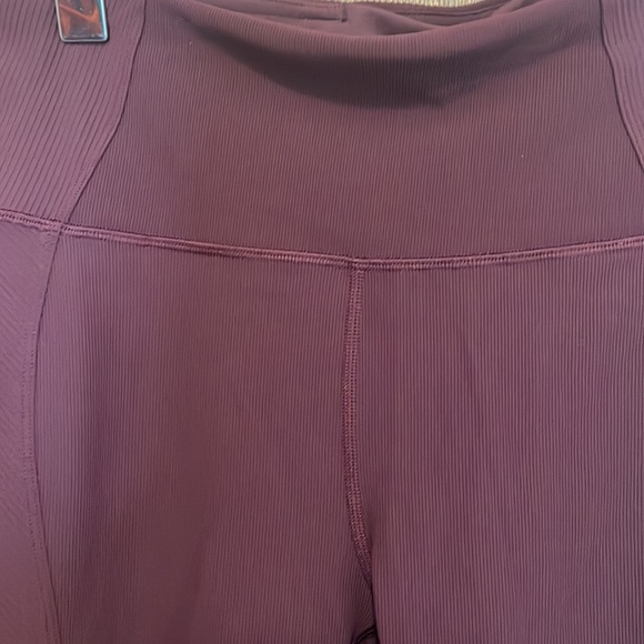 Lululemon Trail Trekker High-Rise Leggings - Picture 7 of 13